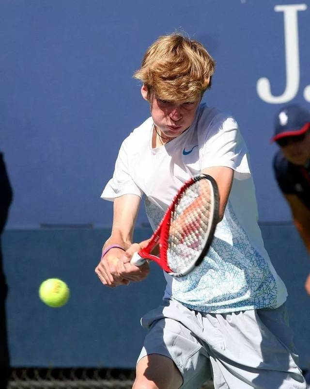 进而在训练 进而在训练